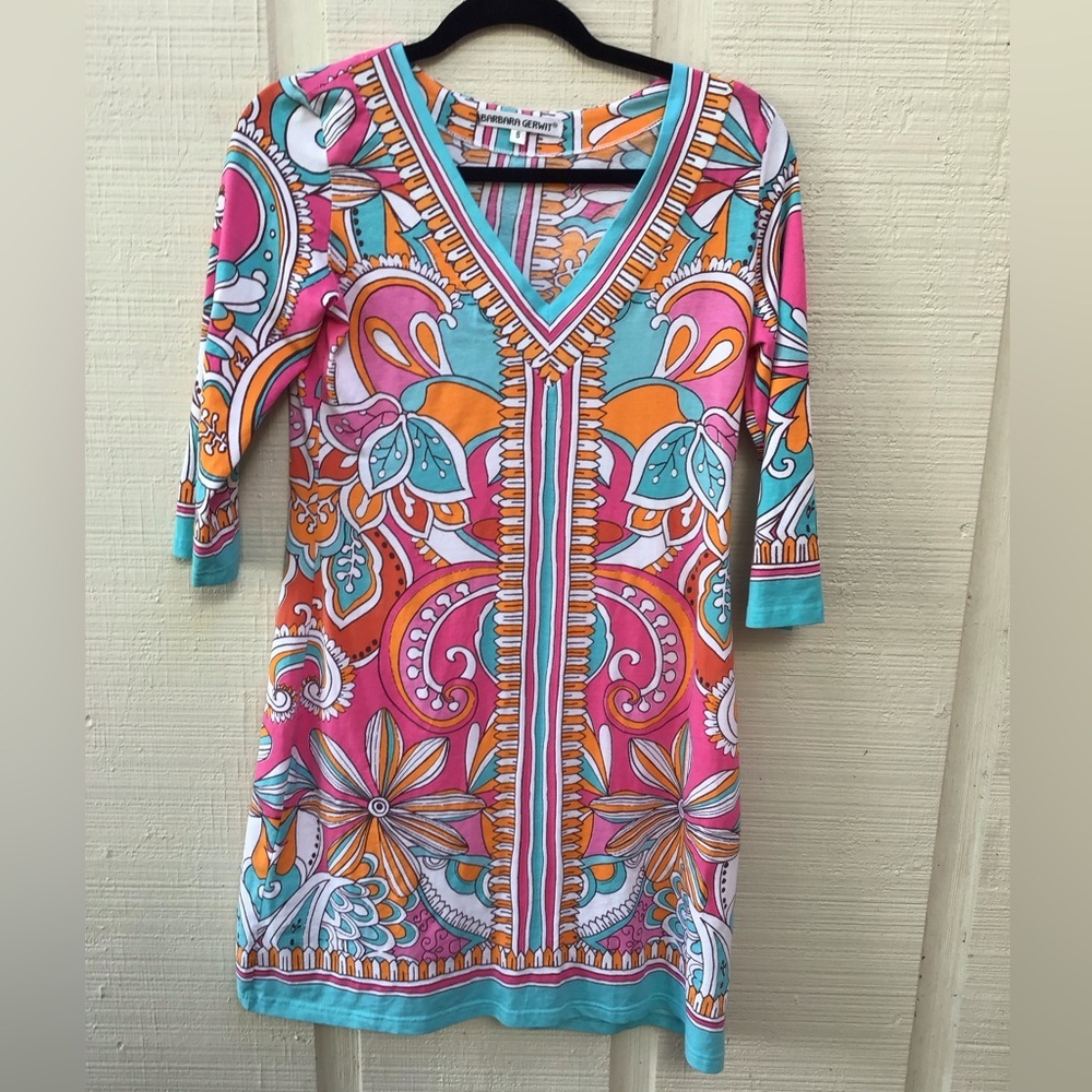 Barbra Gerwit Colorful Women's V-Neck Top size small